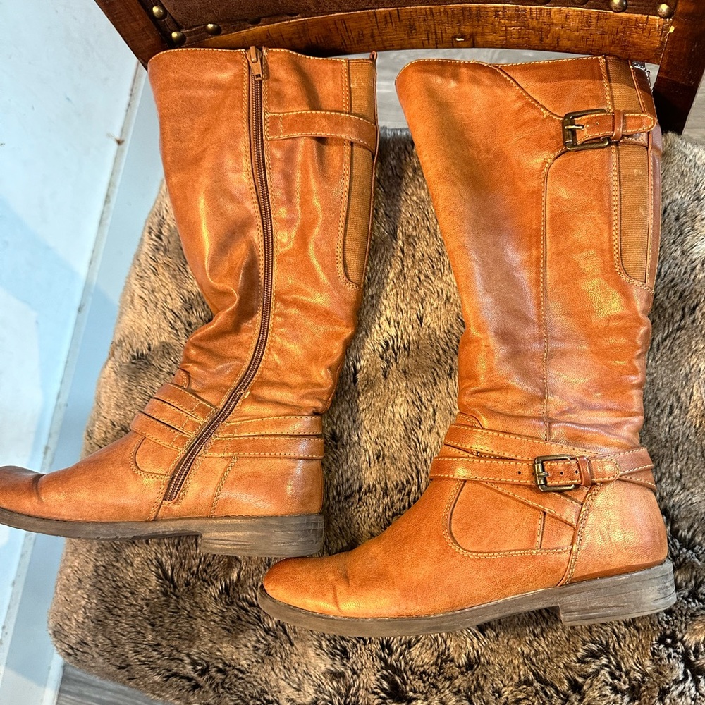 BareTraps Yalina Brown Leather Buckle Detail Block Heels Riding Boots, Size 7.5
